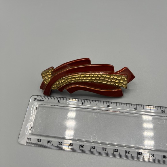 Vintage 1970s Phillips Hair Clip Resin & Gold Accent Sculptural Design - Picture 3 of 4